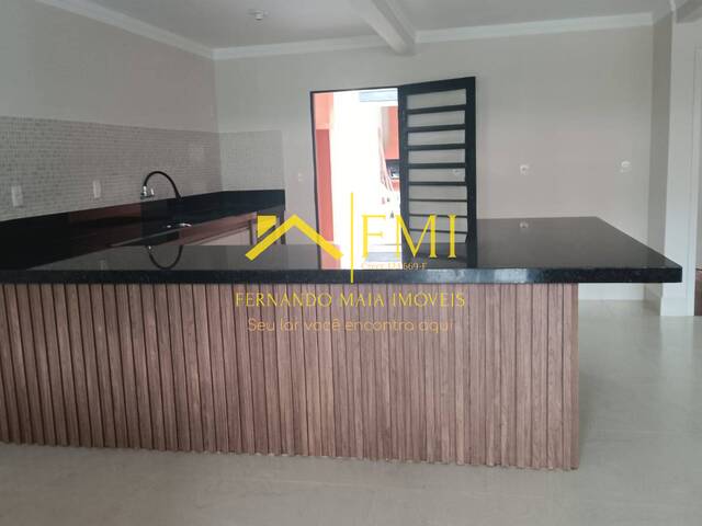 Casa para Venda em São José dos Campos - 4
